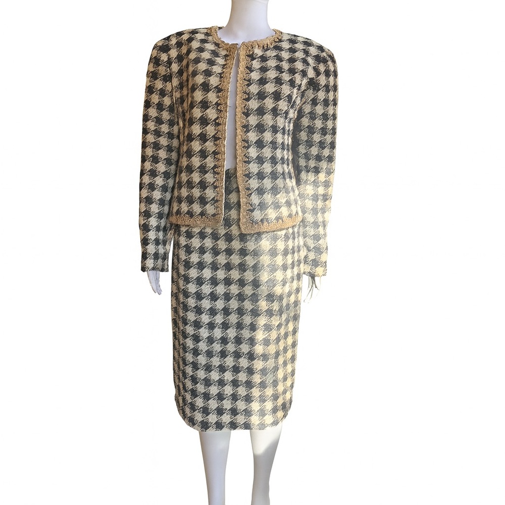 Classic Houndstooth Tweed Blazer & Skirt Set in Black and Cream
